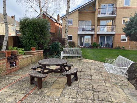 1 bedroom apartment to rent Vespasian Road, Southampton, SO18 - Photo 3