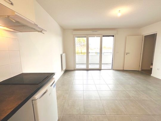 Location Appartement 2 pièces 47m² CENON 33150 - Photo 1