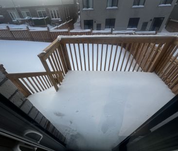 For Lease - 230 Prince William Way, Barrie, Ontario - Photo 2