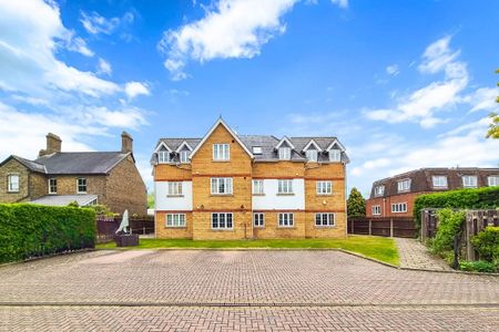 The Maples, CM21, Sawbridgeworth - Photo 5