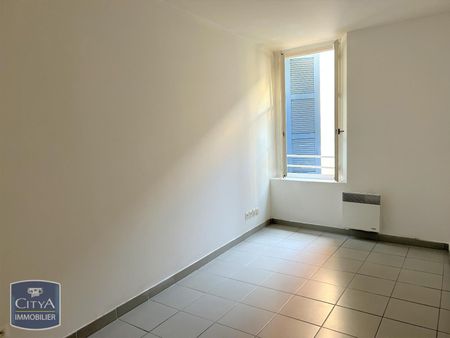 Location Appartement 2 pièces 39m² LA SEYNE SUR MER 83500 - Photo 3