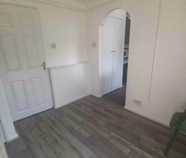 1 bedroom in a house share to rent - Photo 6