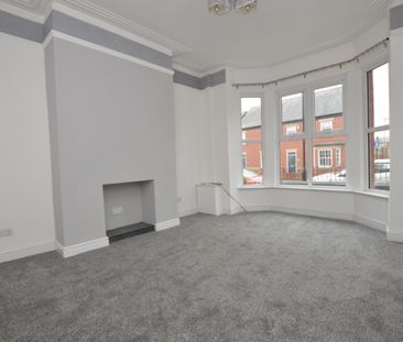 3 Bedroom Terraced House - Photo 6