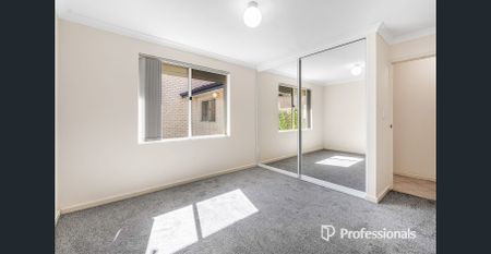 Low-Maintenance Villa in Prime Westminster Border Location - Photo 2