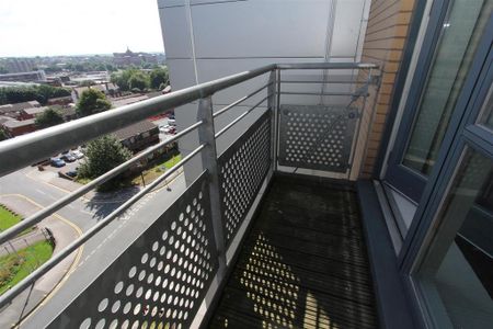1 bedroom flat to rent - Photo 3