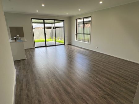 3 Bedroom Family Home - Photo 2
