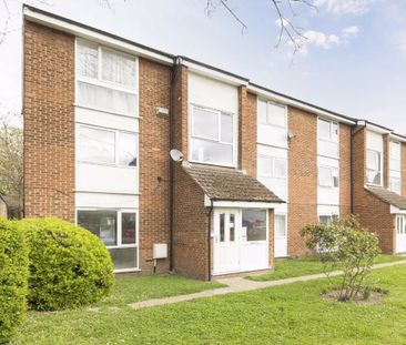 1 Bed Flat, Radlett Close, E7 - Photo 2
