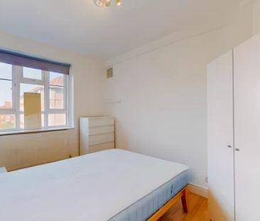 1 Bed 1 Bath - Photo 3