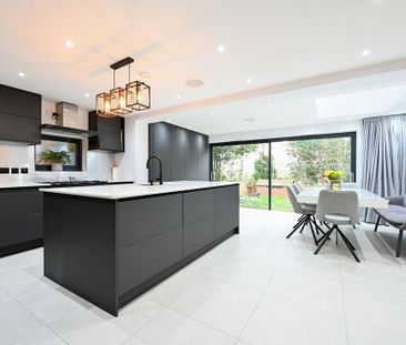 4 bedroom detached house to rent - Photo 5