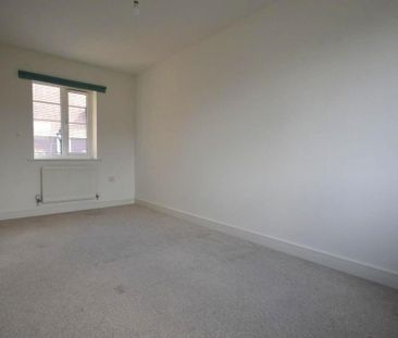 3 bedroom detached house to rent - Photo 4