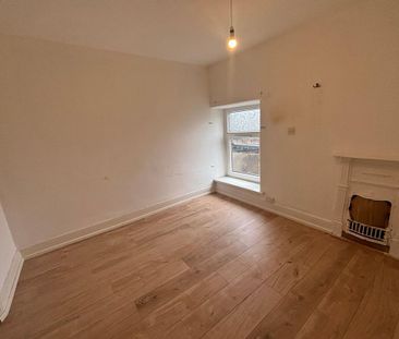 4 bedroom terraced house to rent - Photo 6