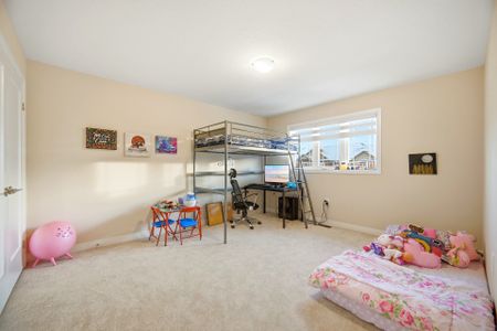 For Lease - 180 CITTADELLA Boulevard, Hamilton, Ontario - Photo 3