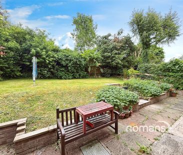 Brands Hill Avenue, High Wycombe, HP13 - Photo 3