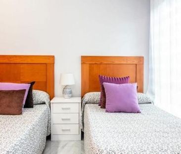 Luxury Townhouse for rent in Estepona, Spain - Photo 1
