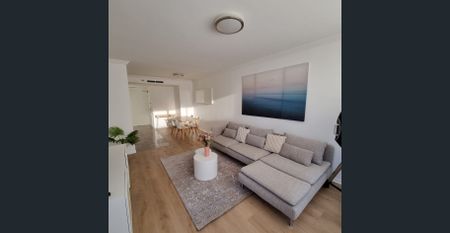 1 Bed Apartment @ Darling Harbour with a view -SHORT TERM RENTAL - Photo 2