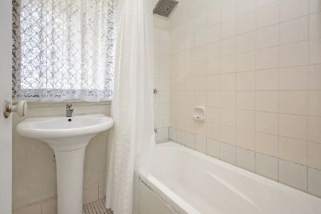 Affordable & Comfortable Home - Photo 4