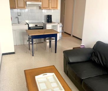 Location Appartement 2 pièces 30m² MILLAU 12100 - Photo 1