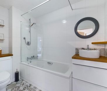 1 bedroom flat to rent - Photo 6