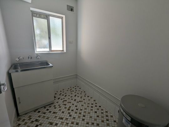 2/4 John Tipping Grove, Penrith NSW - Photo 1