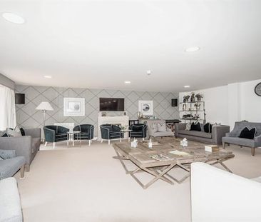 Oakhill Place, MK41 - Photo 1