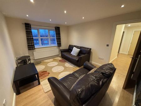 2 bedroom apartment to rent - Photo 3