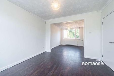 Shepherds House Lane, Earley, Reading, Berkshire, RG6 - Photo 3