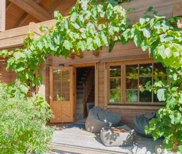 A True Sweetheart - Photo 2