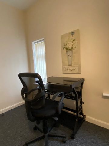 Room in a Shared House, Mere Avenue, M6 - Photo 4