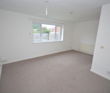 2 BED Detached bungalow To rent - Photo 4