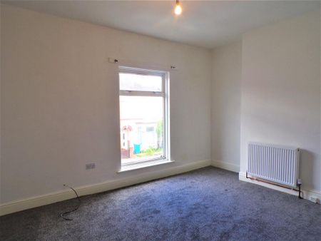 3 Bedroom Terraced House To Rent - Photo 4