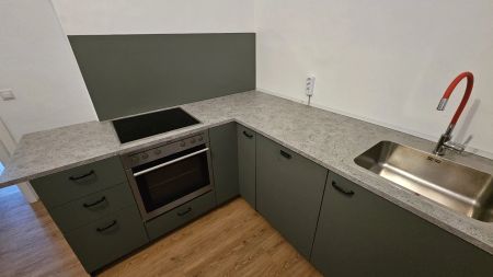 schöne 102 m² Altbauwohnung mit Einbauküche in gepflegtem Zustand zu vermieten - Foto 4