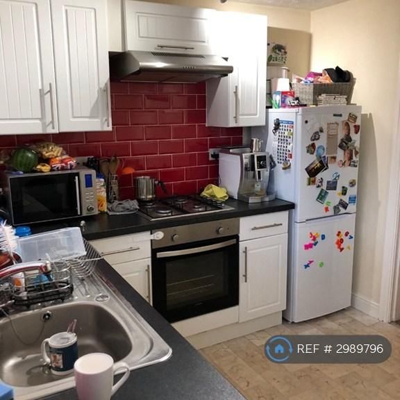 2 bedroom semi-detached house to rent - Photo 1