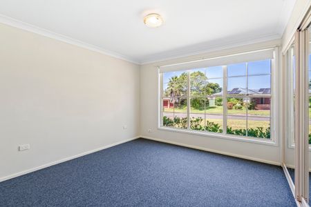 81 Fishburn Crescent - Photo 3