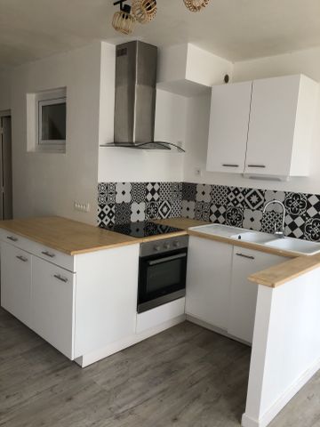 Location Maison 2 pièces 52m² MARMANDE 47200 - Photo 5