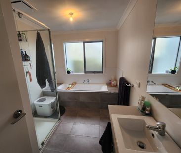 Beautiful Town House, In Quiet Location - Photo 4