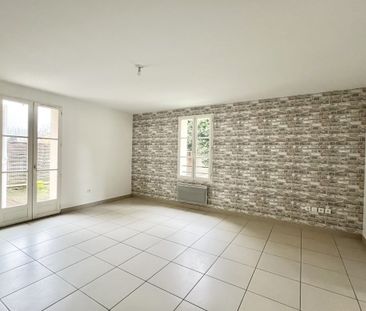 F3 REZ DE JARDIN - QUARTIER VOISINLIEU - Photo 2