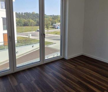 Moderne Familienwohnung mit Balkon in grüner Lage im Erstbezug! Ank... - Foto 1