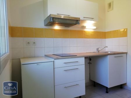 Location Appartement 3 pièces 53m² SORGUES 84700 - Photo 3