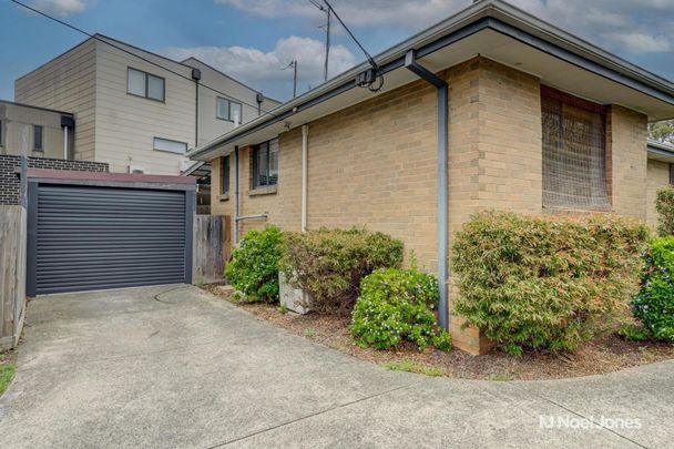 1/15 Railway Parade, BAYSWATER - Photo 1