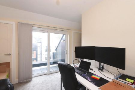 3 bedroom terraced house to rent - Photo 3