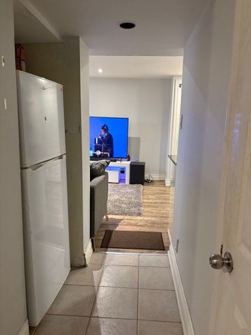 For Lease - 431 Oceanside Avenue, Richmond Hill, Ontario - Photo 5