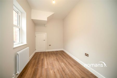 Broad Street, Wokingham, Berkshire, RG40 - Photo 4