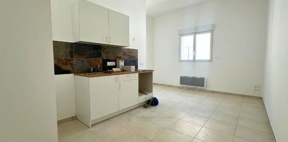 Location Appartement 1 pièces 27 m2 à Lodève - Photo 2