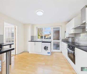 Mulberry Road, Crawley - Photo 3