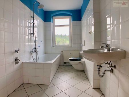 Zentral gelegene 2-Raum-Wohnung mit Balkon in Rabenau - Photo 3