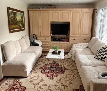 For Lease - 2451 Loanne Drive Unit# UPPER, Mississauga, Ontario - Photo 3