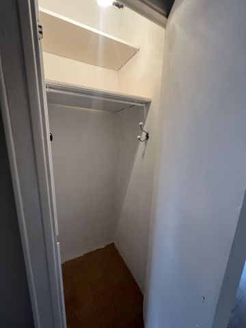 Appartement 3 pièces 52m2 MARSEILLE 14EME 698 euros - Photo 3