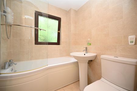 24 Ravenhill Reach Mews, Belfast, BT6 8RE - Photo 5