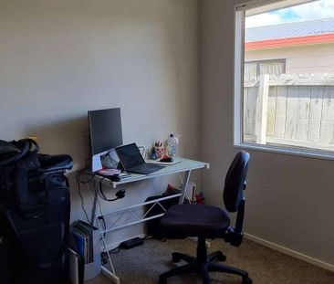 Pakuranga, 2 bedrooms - Photo 1