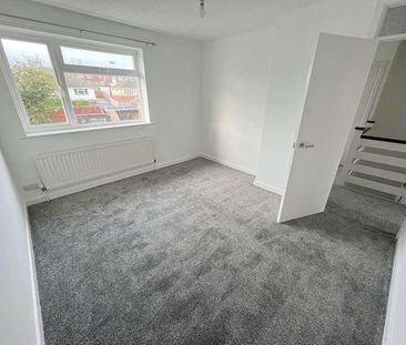 Willowdene Close, New Milton, Hampshire, BH25 - Photo 6